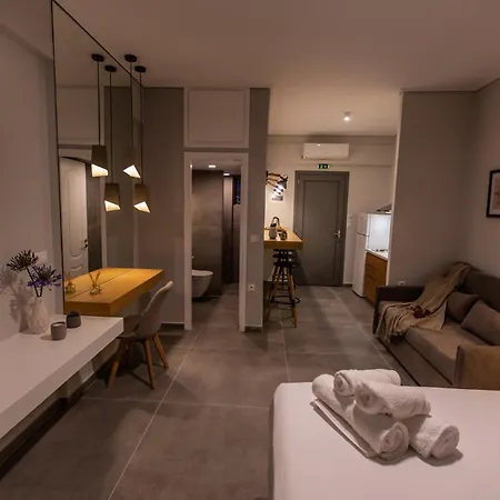 Haris Glyfada (Phocis)