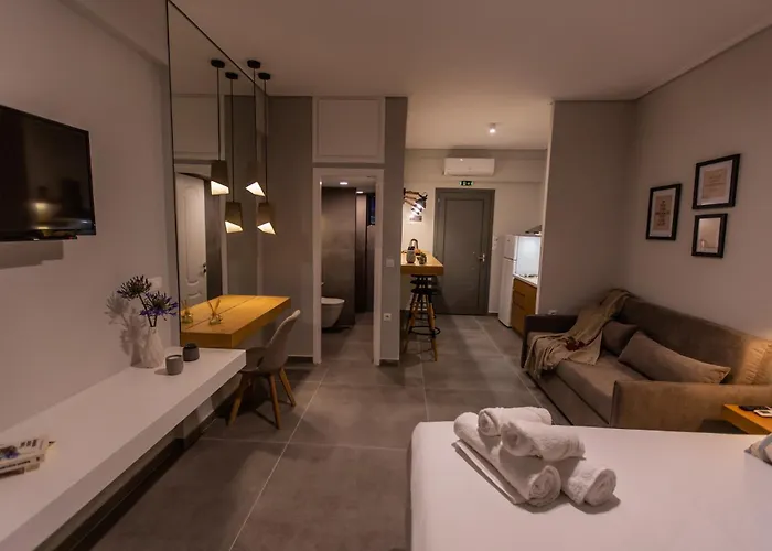 Haris Glyfada (Phocis)